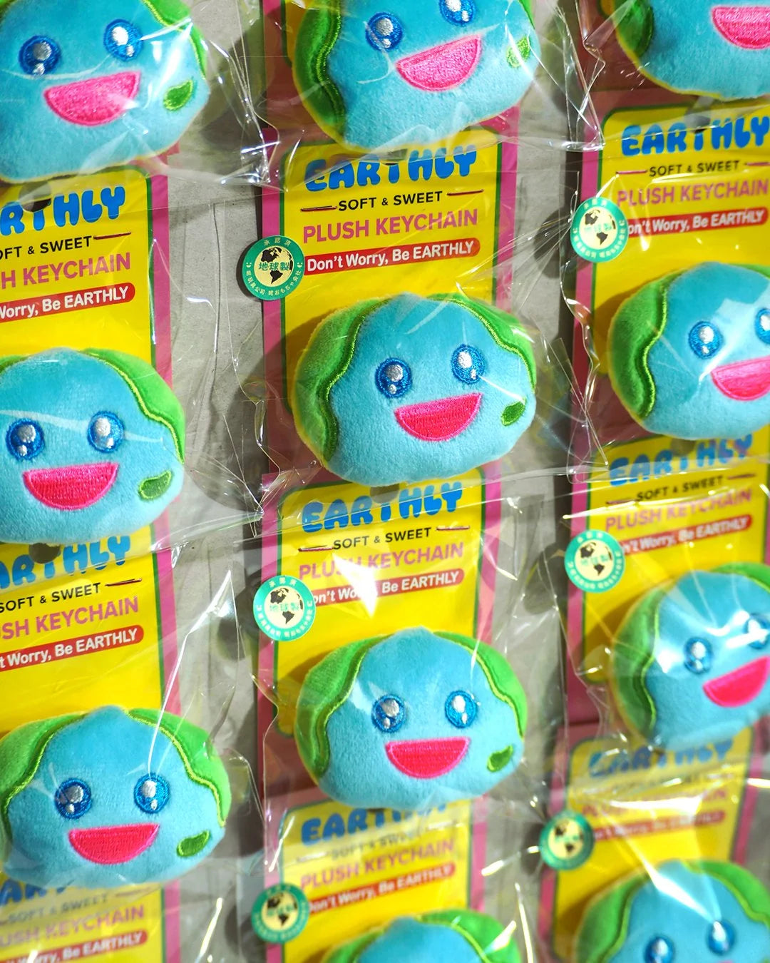 LeeeeeeToy Earthly Accessory collection / Earthly Plushie Badge
