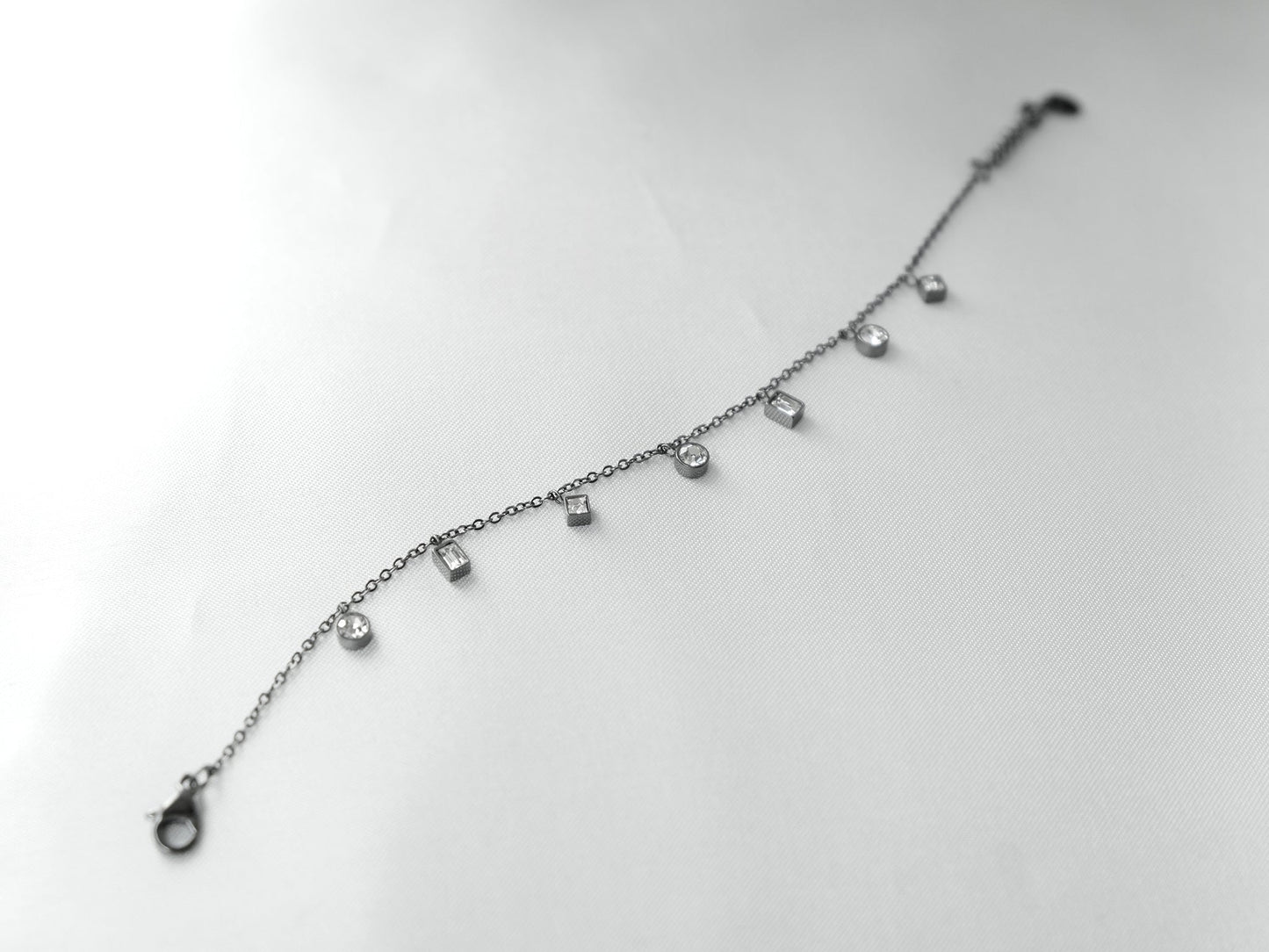 7-Stone Bracelet | Grey