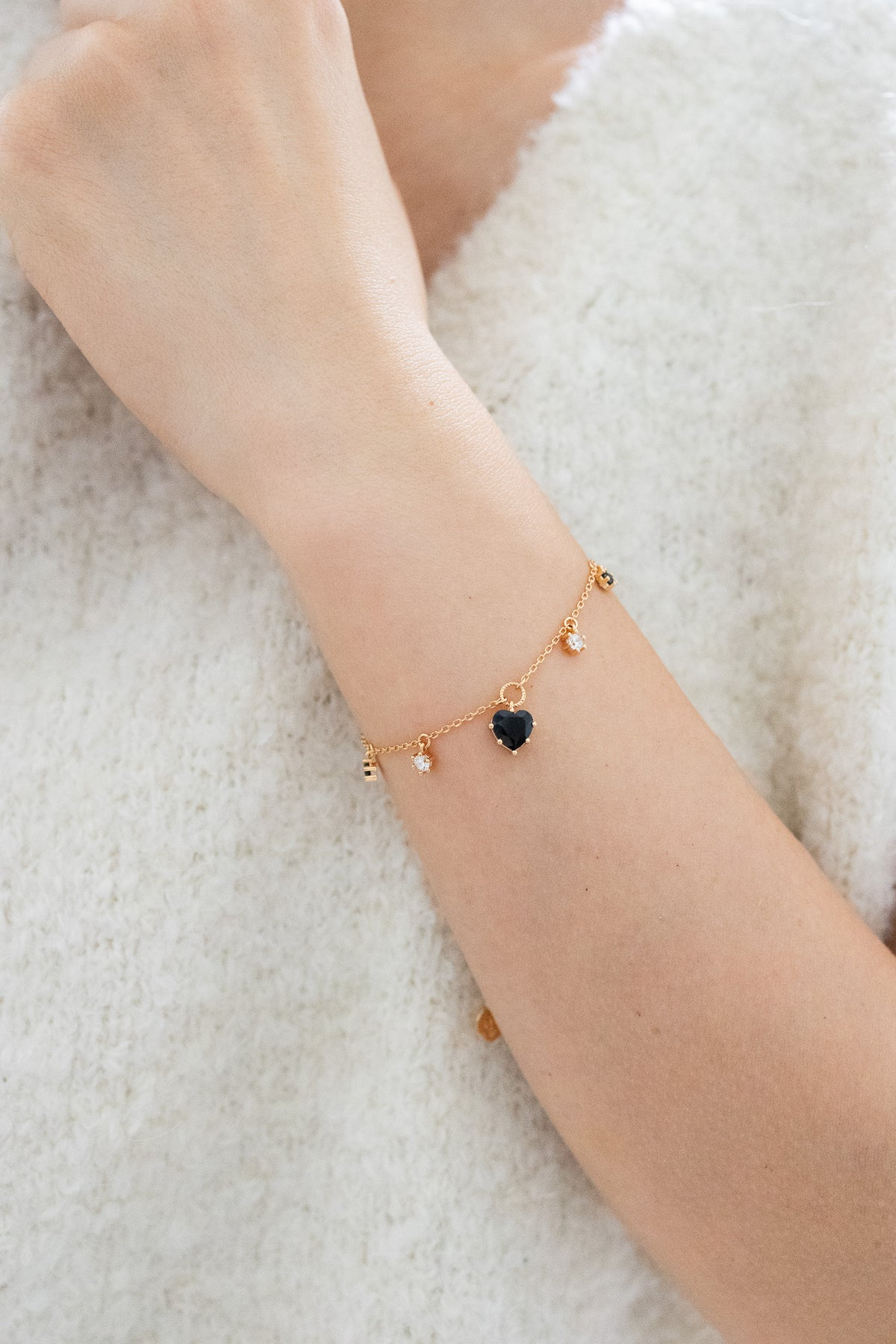 CHARMING WONDERS BRACELET - OBSIDIAN