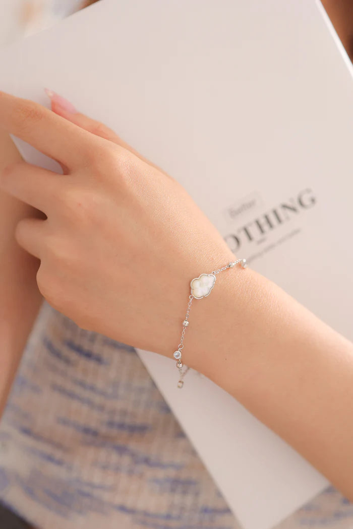Bubble cloud silver bracelet (White Shell)