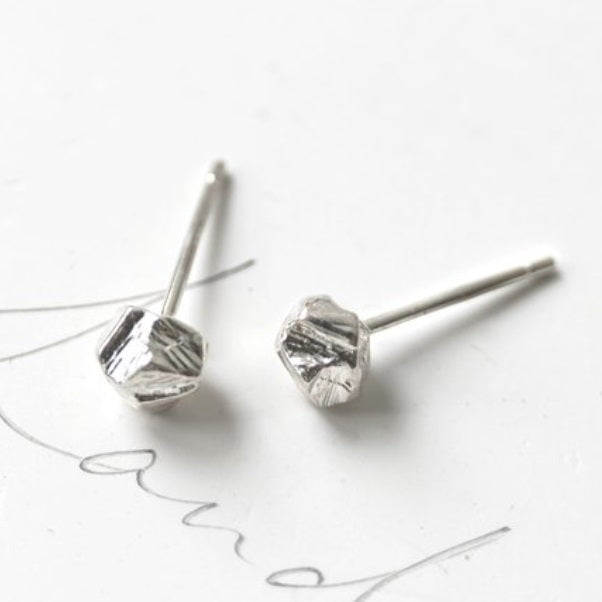 Stone Studs (Landscape collection)