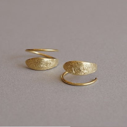 Swirl Earrings Gold