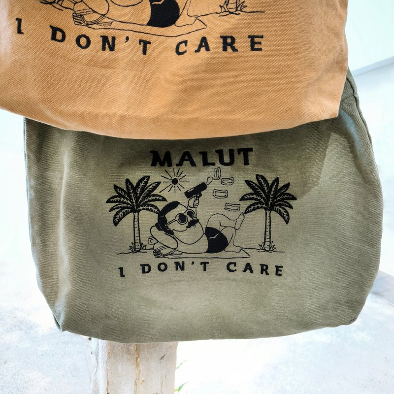 Tote Bag 側背包 | I Don't Care Embroidery 我不在乎刺繡