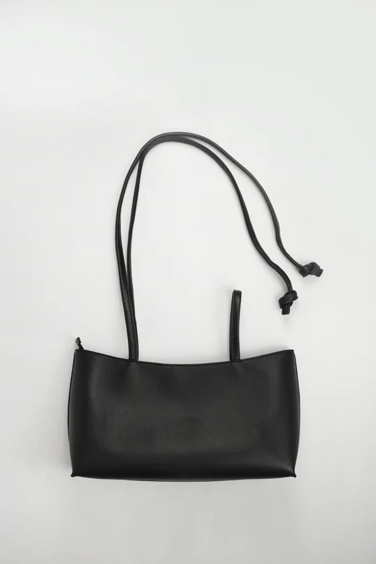 A Roam 2 Way Bag Black