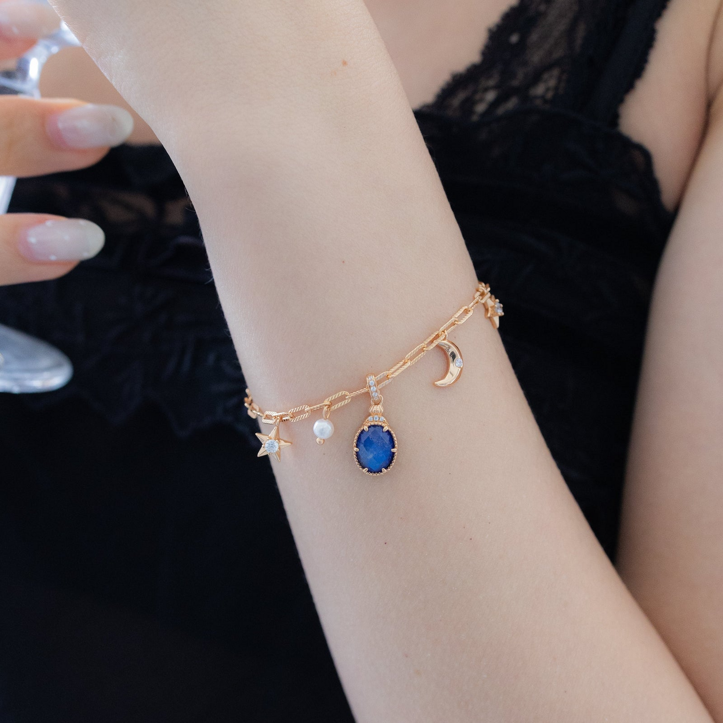 INDIGO NOVA BRACELET (TWO WAY WEARING)