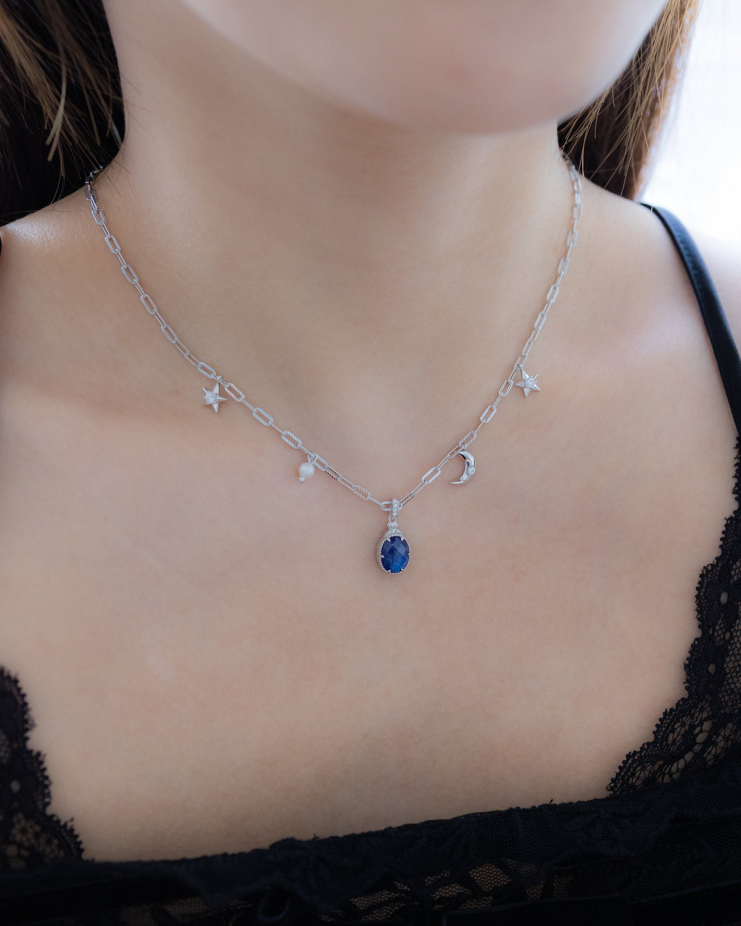 INDIGO NOVA SILVER NECKLACE (TWO WAY WEARING)