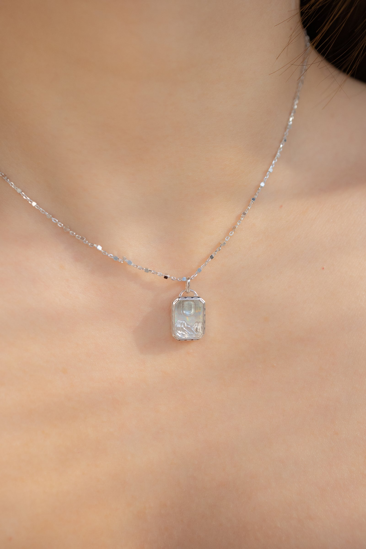 SKY FRAME SILVER NECKLACE